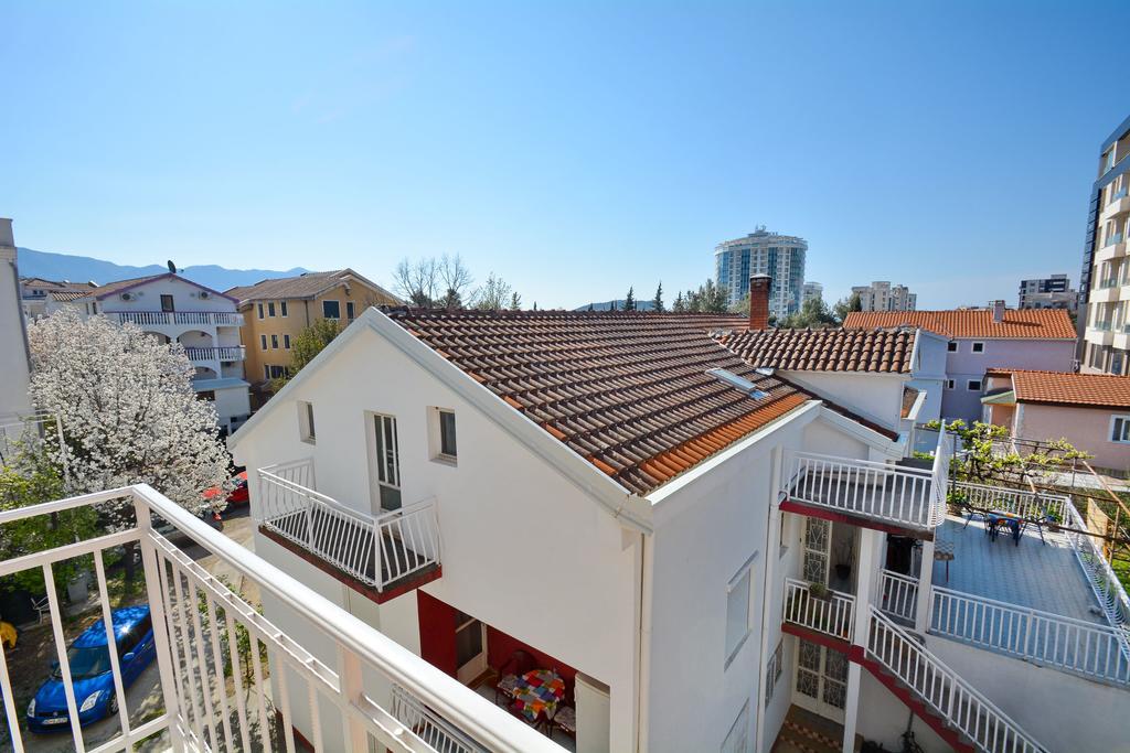 Guesthouse Mb Knezevic Budva Eksteriør bilde