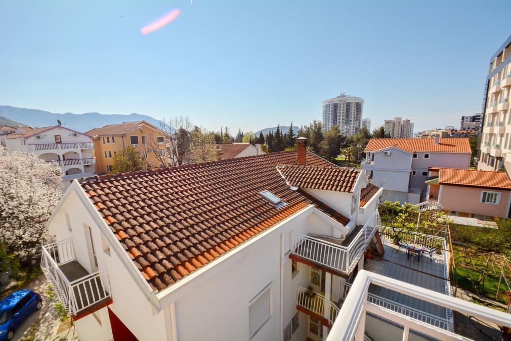 Guesthouse Mb Knezevic Budva Eksteriør bilde